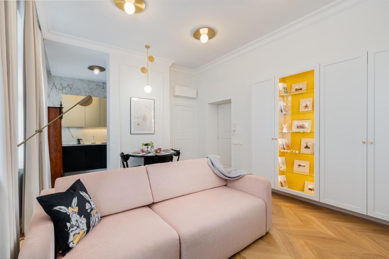 Premium Apartment In Parisian Style In The Heart Of Old Krakow Luaran gambar