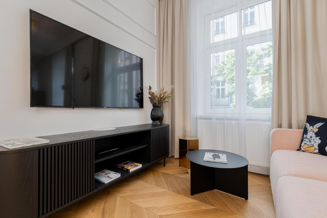 Premium Apartment In Parisian Style In The Heart Of Old Krakow Luaran gambar